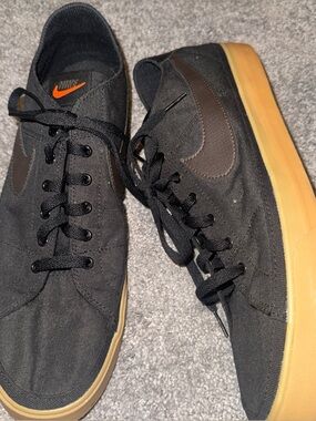 Nike Skate Shoes Mens Size 13 Black Gum Canvas Low Top Sneakers CW6539-004